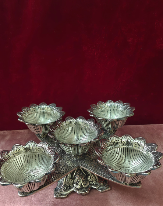 Antique Lotus Dry Fruit Serving Bowl Set with Stand