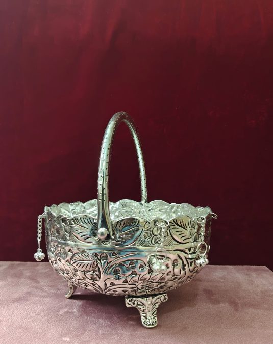 Premium Silver Decorative Fruit Basket with Handle | Luxury Serving Basket for Home Decor & Gifts