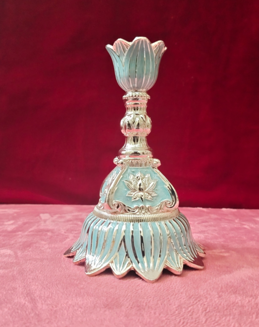 Luxury Lotus Design Decorative Candle Holder